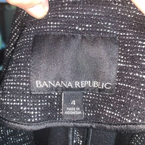 Banana Republic professional black & white stretchy 4 blazer - Picture 3 of 4